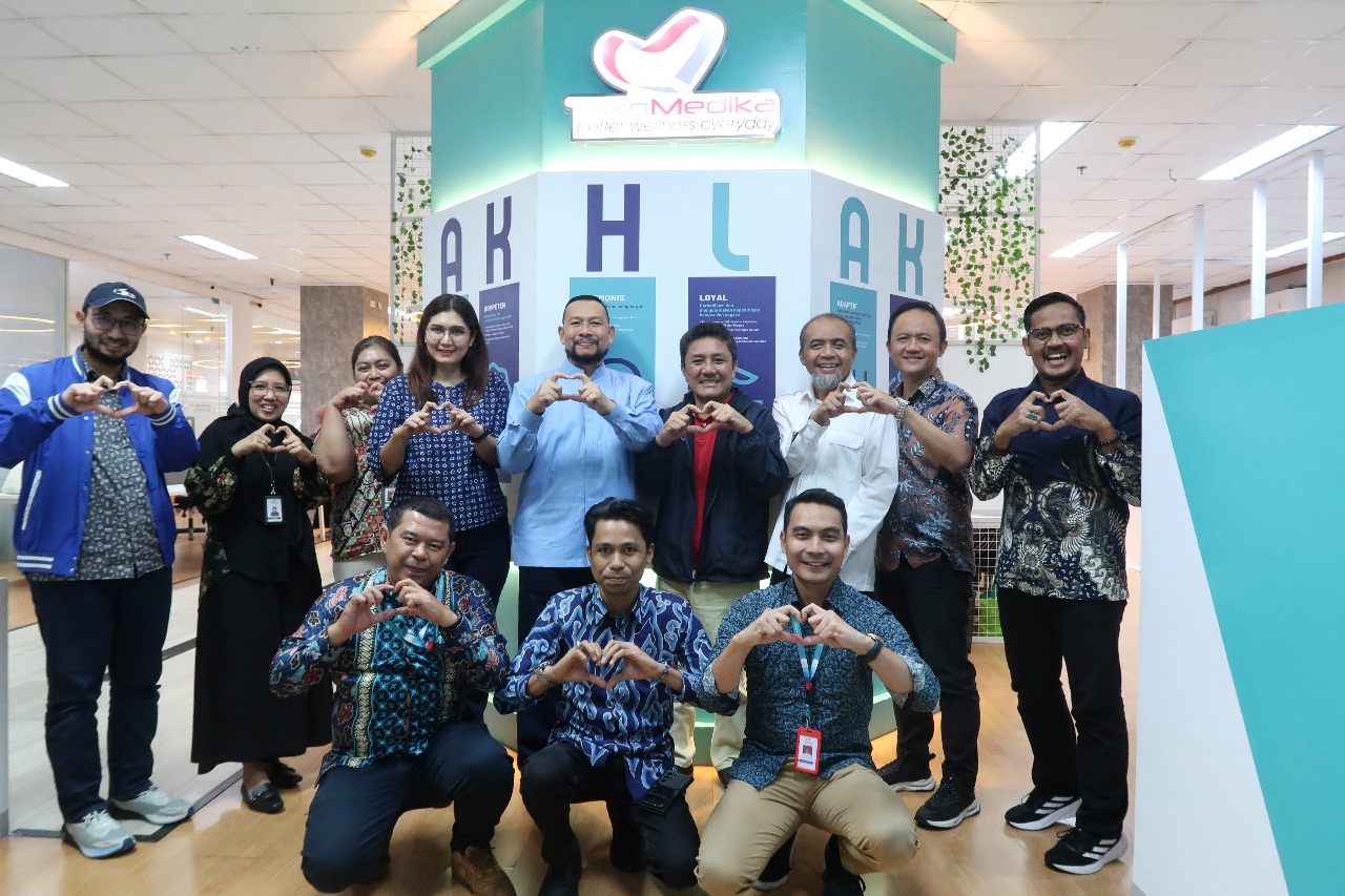 Tingkatkan Kinerja dan Semangat, Dewan Komisaris AdMedika Melakukan Kunjungan ke TelkoMedika
