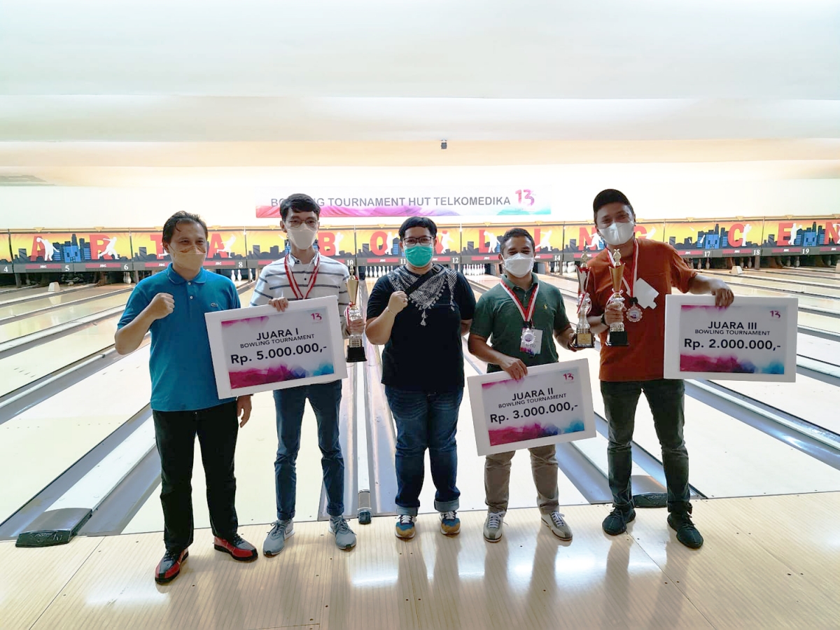 HUT TelkoMedika ke-13 Selenggarakan Tournament Bowling
